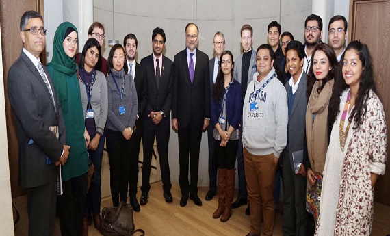 minister-ahsan-iqbal-in-oxford-university-uk-6