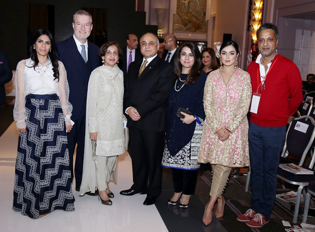 pakistan-fashion-week-london-united-kingdom-4